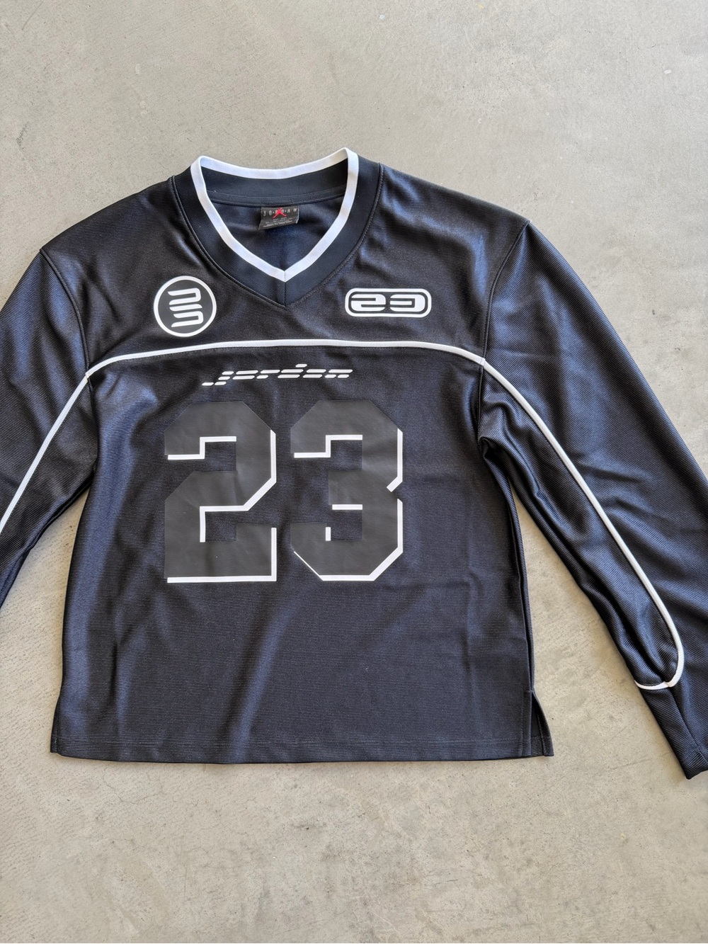 Jordan / Women's 23 Long Sleeve Jersey / Black XS